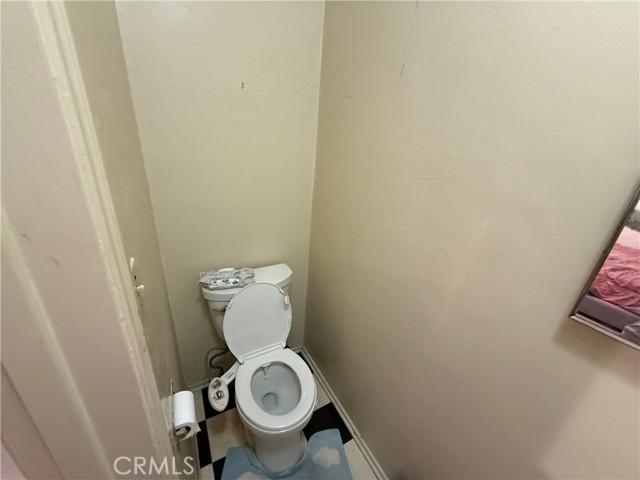 Los Angeles, California, 90024, United States, 3 Bedrooms Bedrooms, ,2 BathroomsBathrooms,Residential,For Sale,1868627