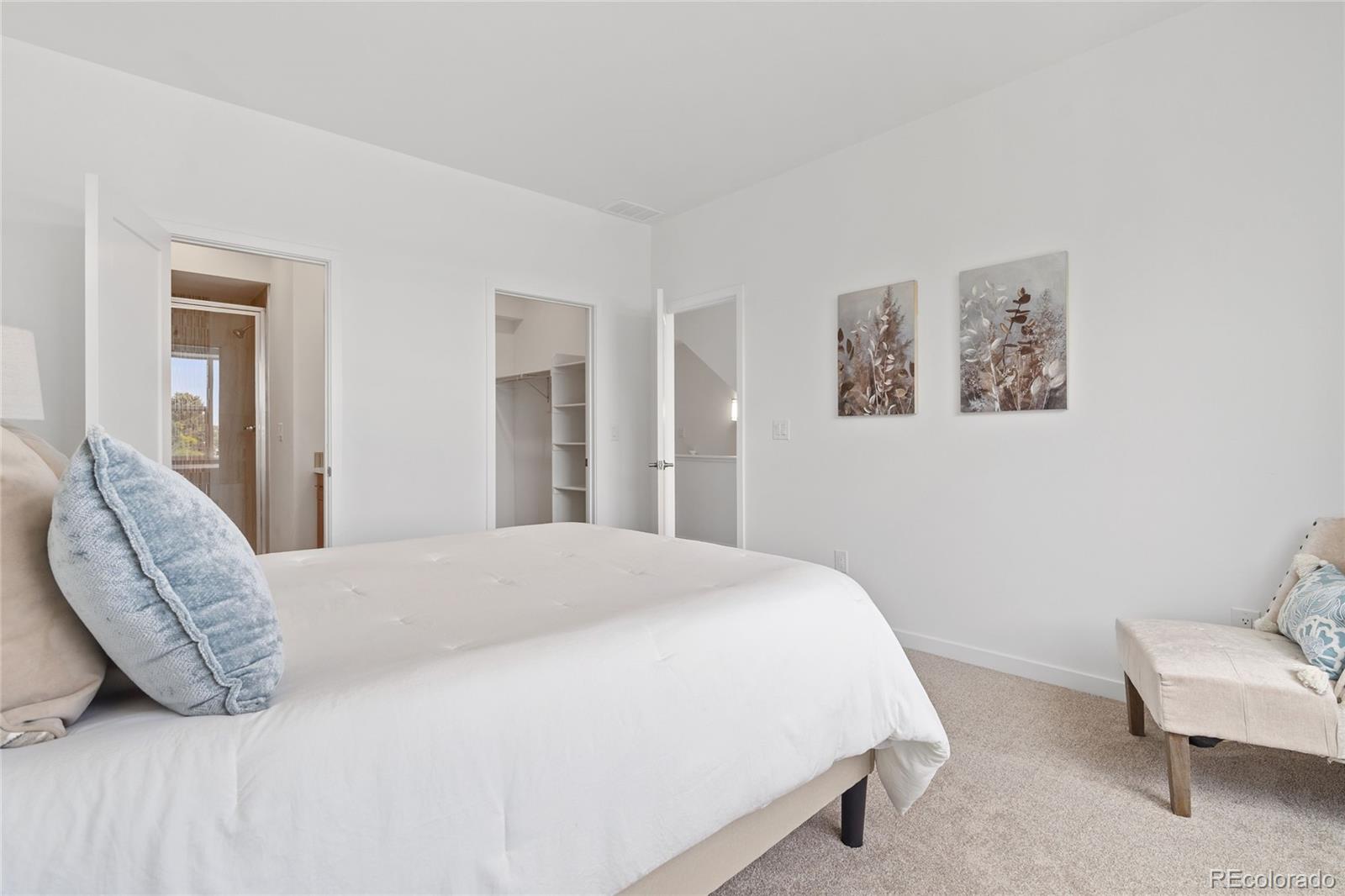 Denver, Colorado, 80231, United States, 3 Bedrooms Bedrooms, ,4 BathroomsBathrooms,Residential,For Sale,1877568