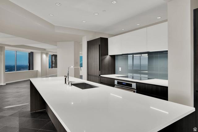 Salt Lake City, Utah, 84101, United States, 3 Bedrooms Bedrooms, ,4 BathroomsBathrooms,Residential,For Sale,2005313