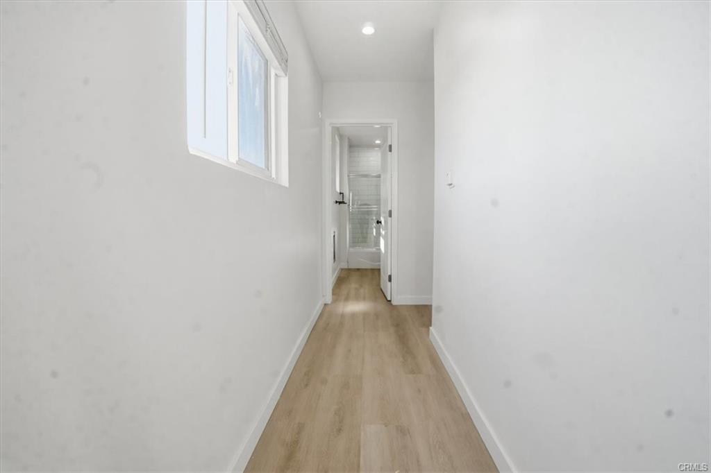 Los Angeles, California, 90003, United States, 5 Bedrooms Bedrooms, ,Residential,For Sale,2007748