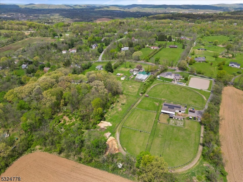Lebanon Twp., New Jersey, 08827, United States, 4 Bedrooms Bedrooms, ,3 BathroomsBathrooms,Residential,For Sale,1847563