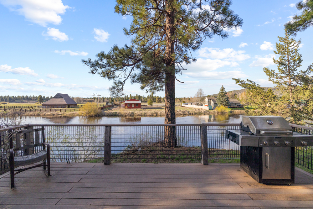 CHILOQUIN, Oregon, 97624, United States, 3 Bedrooms Bedrooms, ,3 BathroomsBathrooms,Residential,For Sale,1974697