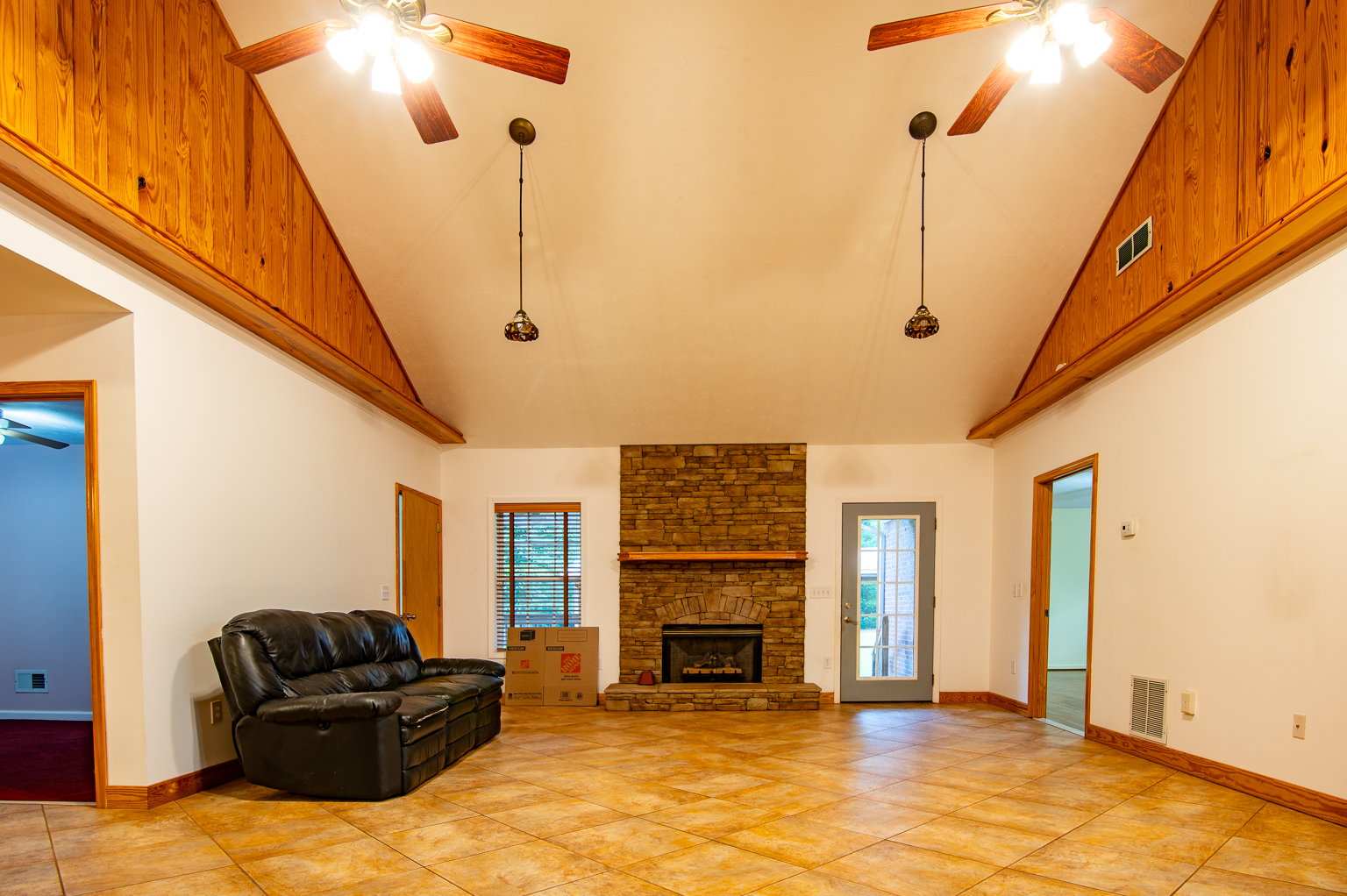 Covington, Georgia, 30016, United States, 3 Bedrooms Bedrooms, ,3 BathroomsBathrooms,Residential,For Sale,1923419