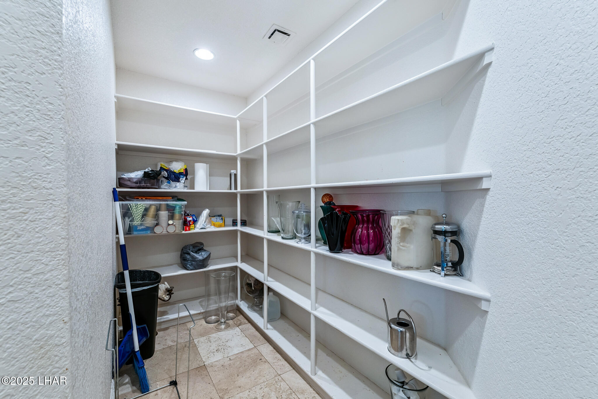Lake Havasu City, Arizona, 86406, United States, 4 Bedrooms Bedrooms, ,2 BathroomsBathrooms,Residential,For Sale,1901337