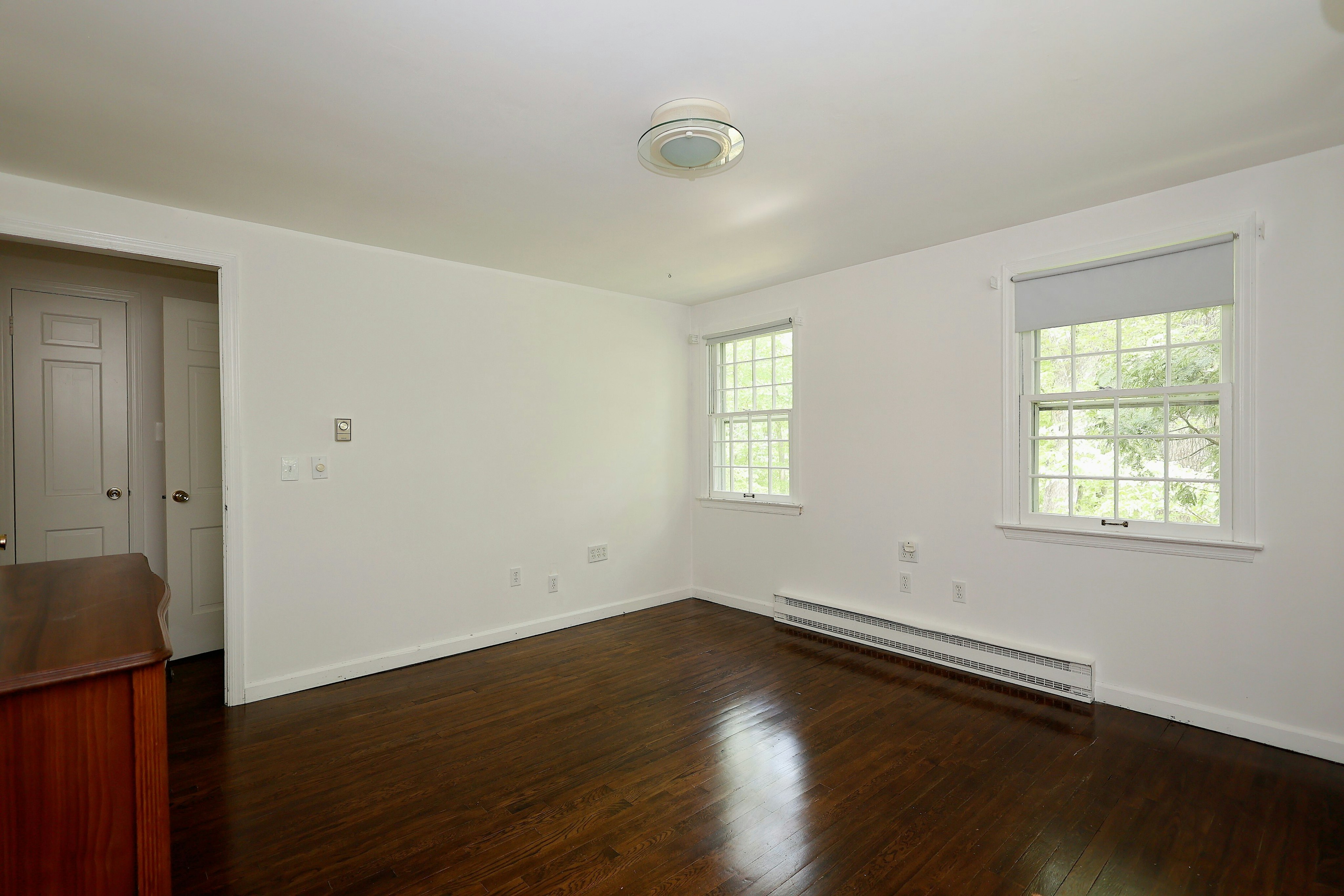  Classic New England Colonial - 物件實景