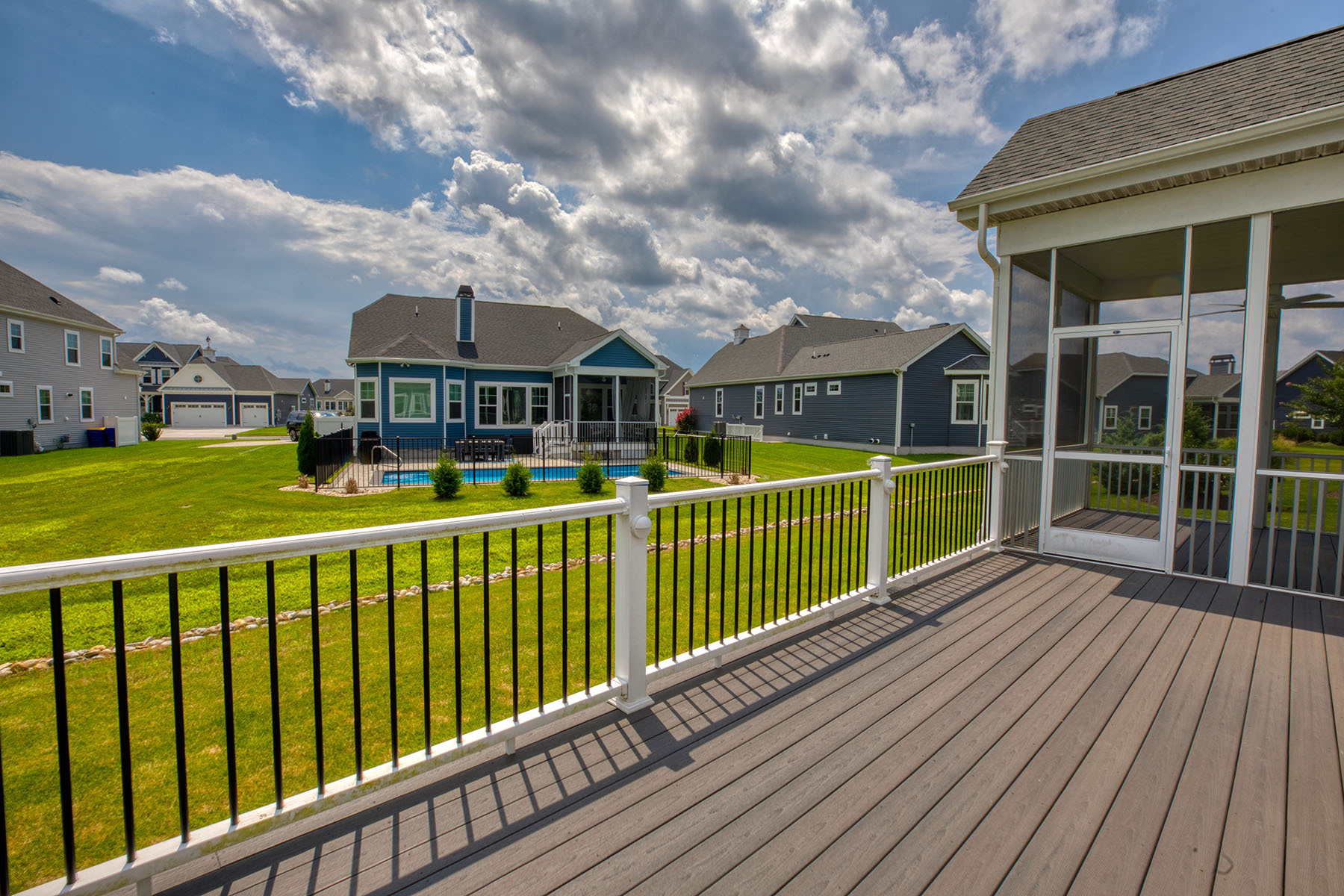 24174 Bunting Circle - 物件實景