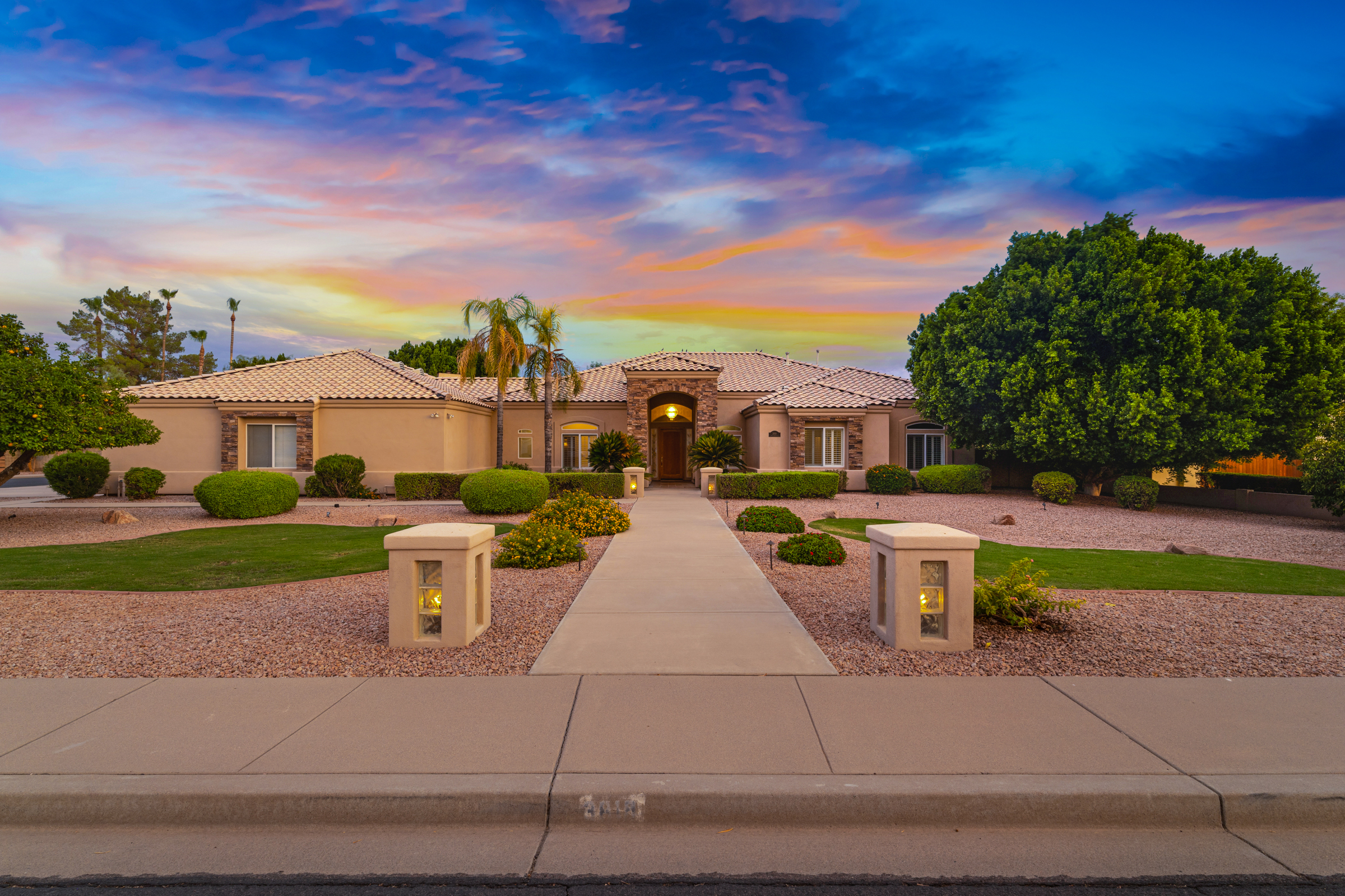 Mesa, Arizona, 85205, United States, 6 Bedrooms Bedrooms, ,3 BathroomsBathrooms,Residential,For Sale,1900615