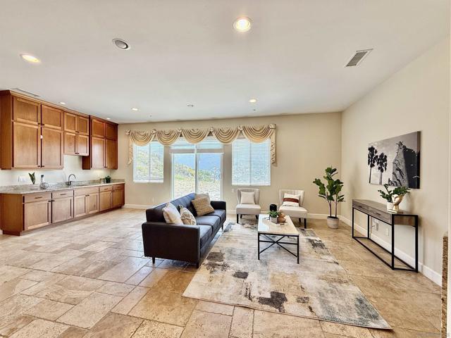 Lakeside, California, 92040, United States, 4 Bedrooms Bedrooms, ,4 BathroomsBathrooms,Residential,For Sale,1828721