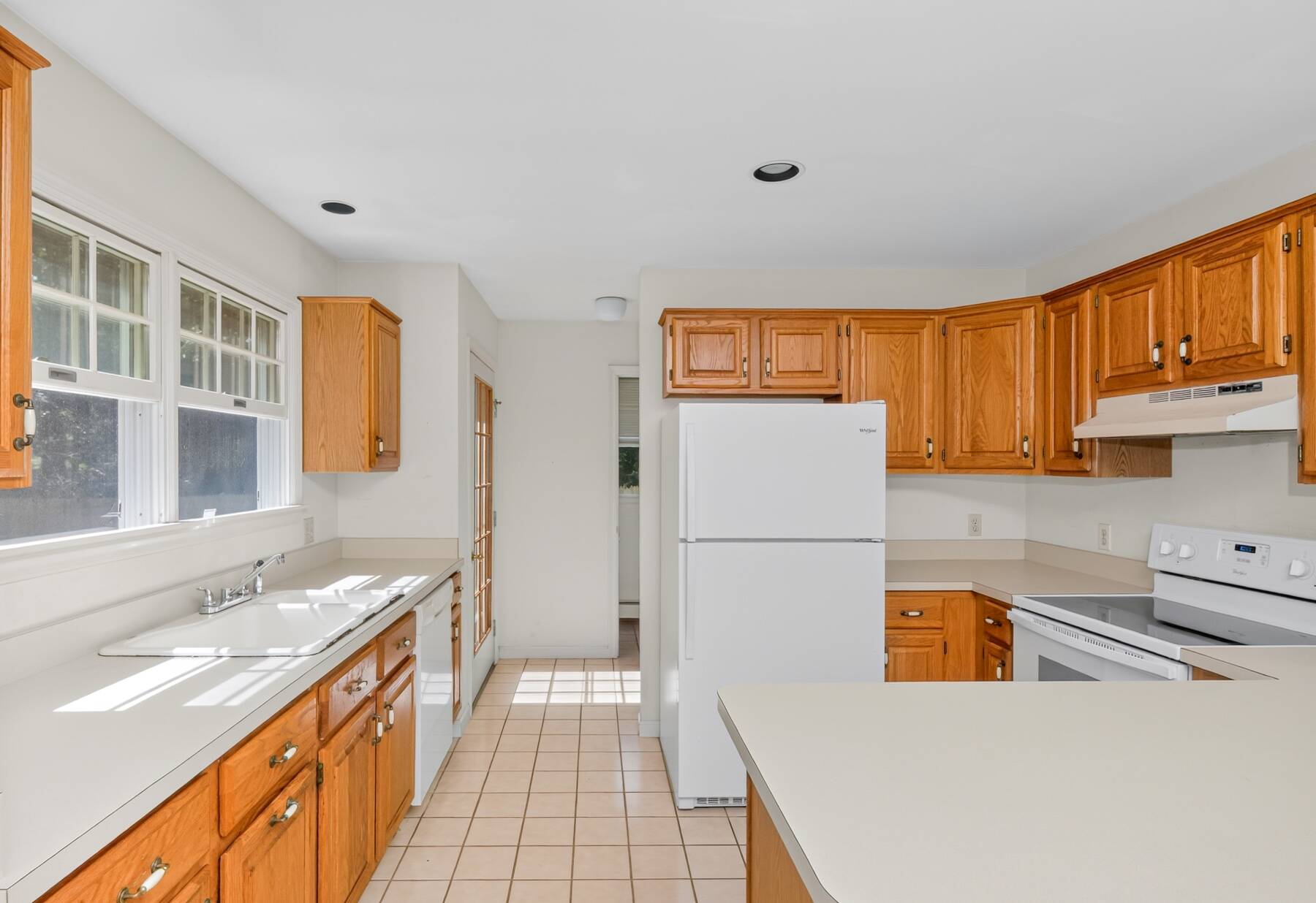  Timeless Hamptons Cape in Clearwater Beach - 物件實景