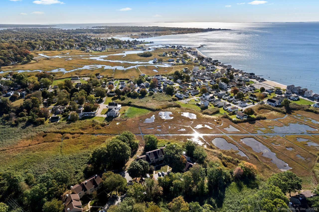 Old Saybrook, Connecticut, 06475, United States, 2 Bedrooms Bedrooms, ,2 BathroomsBathrooms,Residential,For Sale,1957011