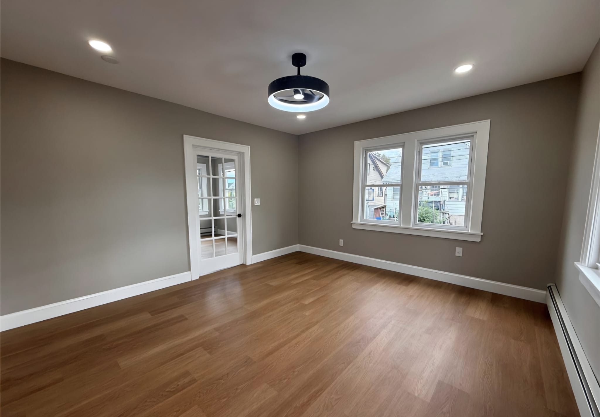 Little Ferry, New Jersey, 07643, United States, 5 Bedrooms Bedrooms, ,2 BathroomsBathrooms,Residential,For Sale,1983964