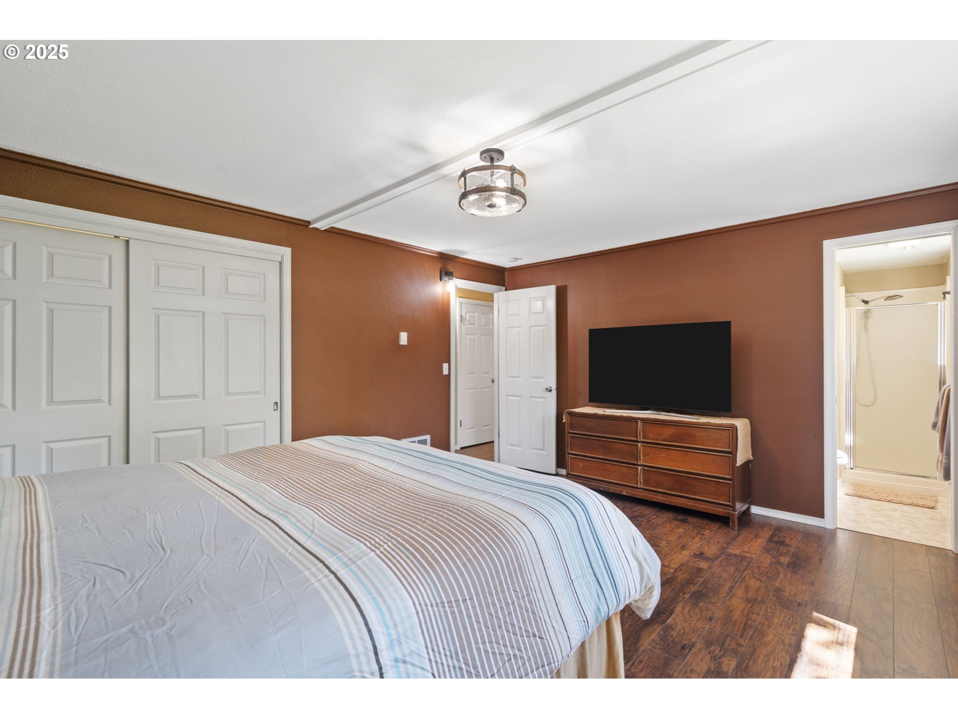 Vancouver, Washington, 98682, United States, 4 Bedrooms Bedrooms, ,2 BathroomsBathrooms,Residential,For Sale,1987487