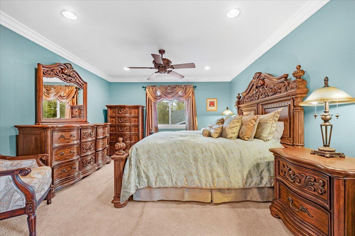 Visalia, California, 93277, United States, 4 Bedrooms Bedrooms, ,4 BathroomsBathrooms,Residential,For Sale,1973914