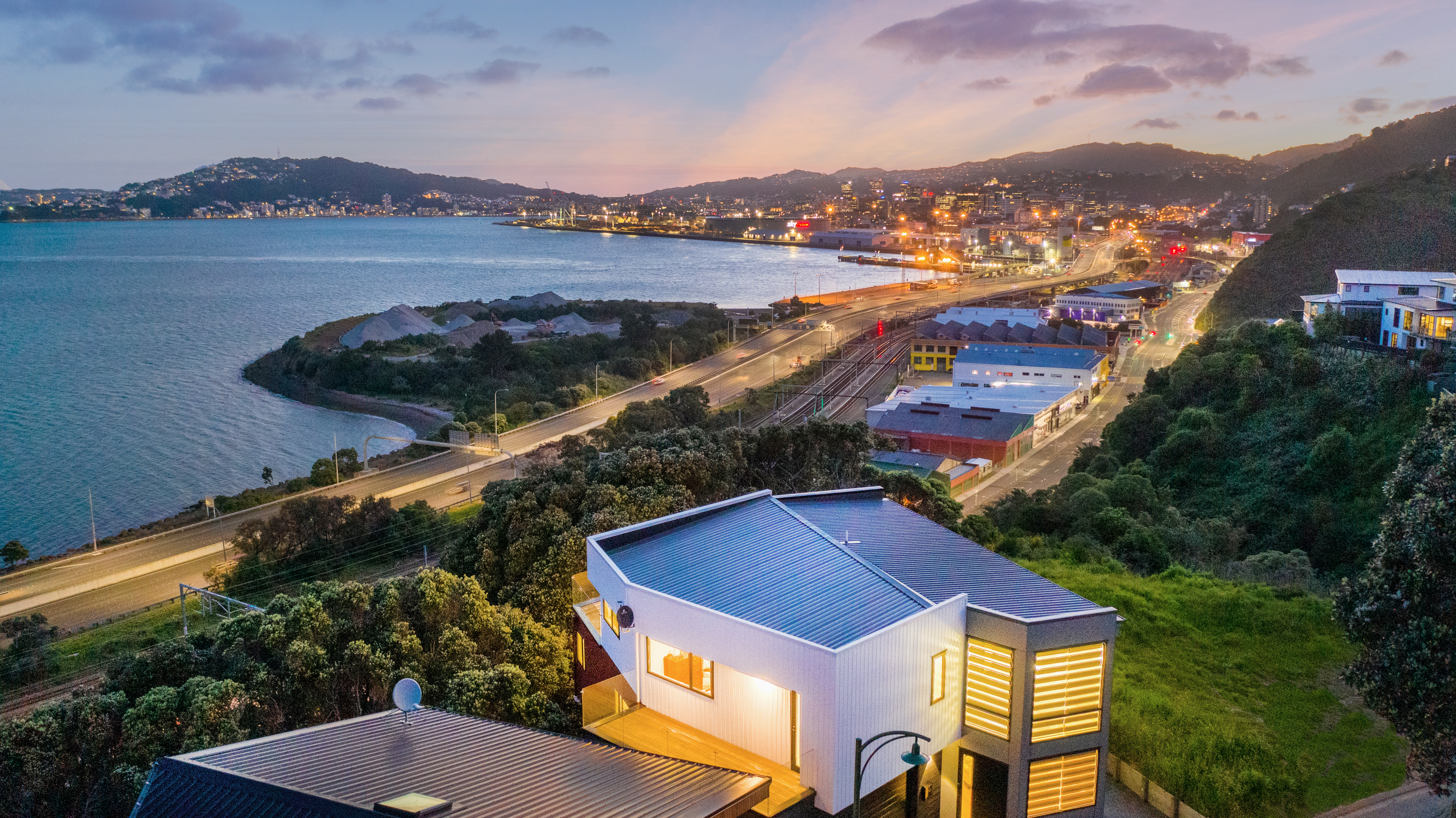  10 Satchell Way, Kaiwharawhara - 物件實景