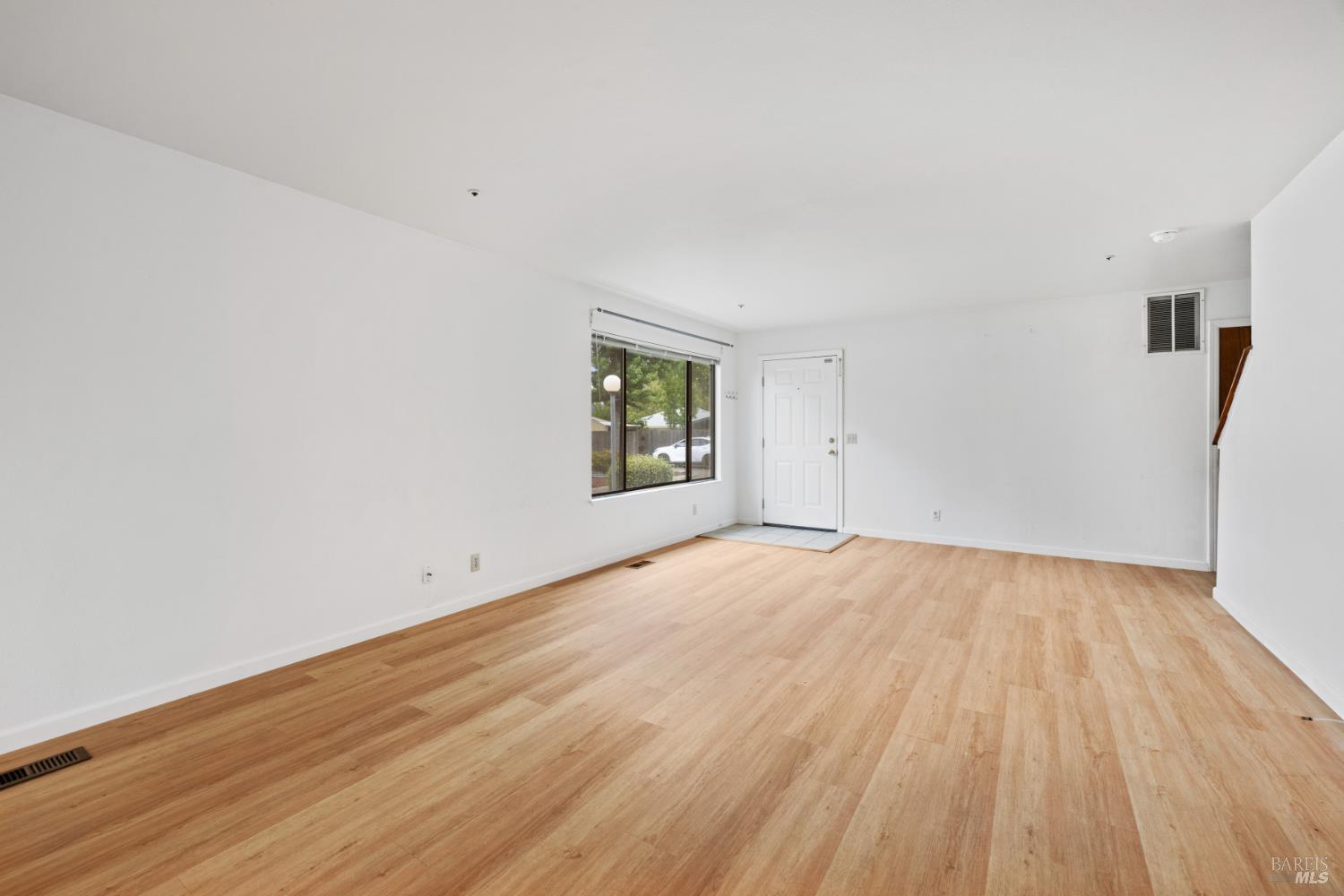Cotati, California, 94931, United States, ,Residential,For Sale,1900640