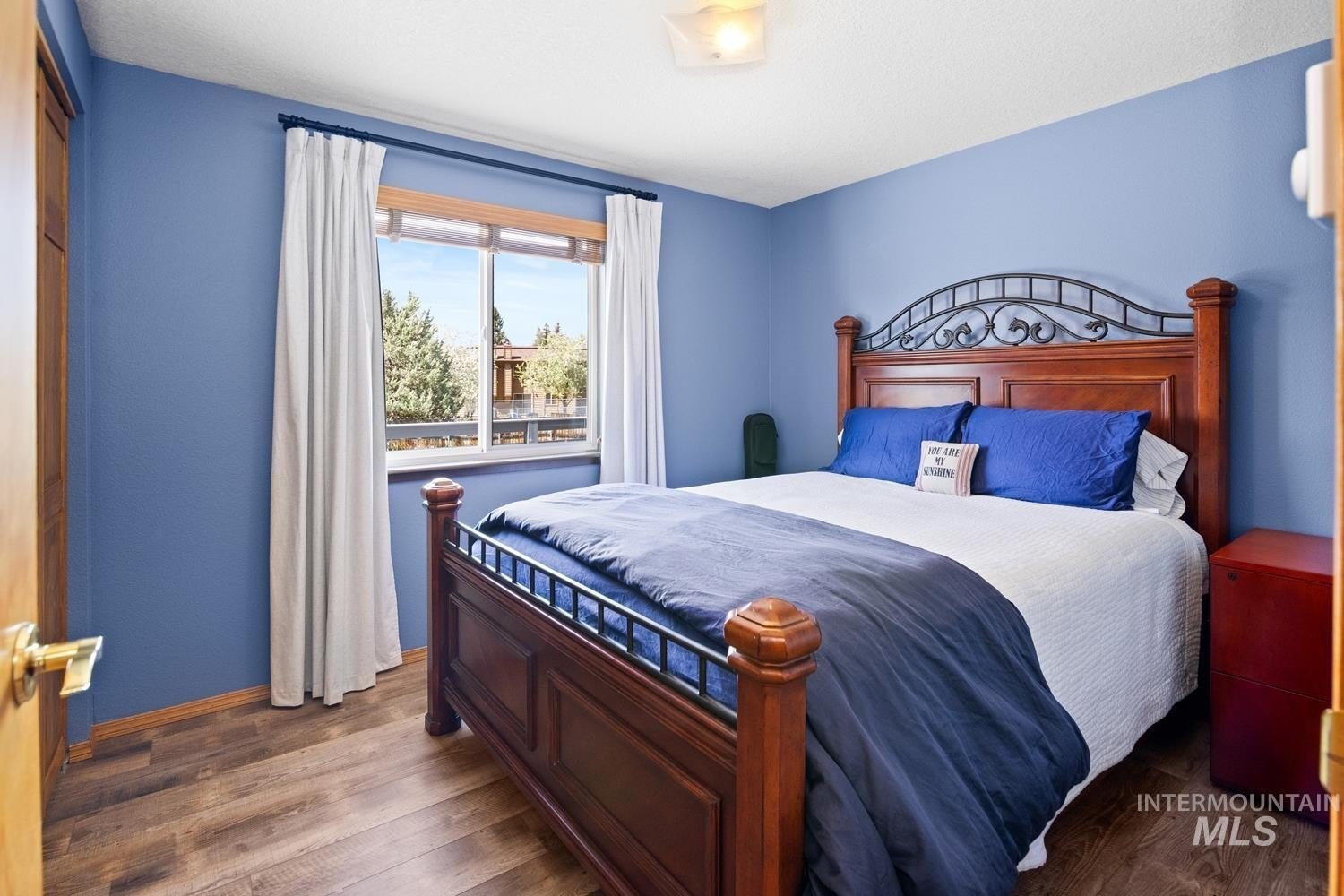 McCall, Idaho, 83638, United States, 3 Bedrooms Bedrooms, ,2 BathroomsBathrooms,Residential,For Sale,2049223