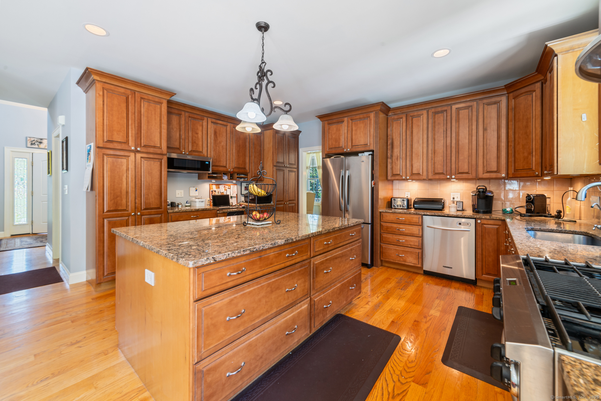 Seymour, Connecticut, 06483, United States, 4 Bedrooms Bedrooms, ,4 BathroomsBathrooms,Residential,For Sale,1927262