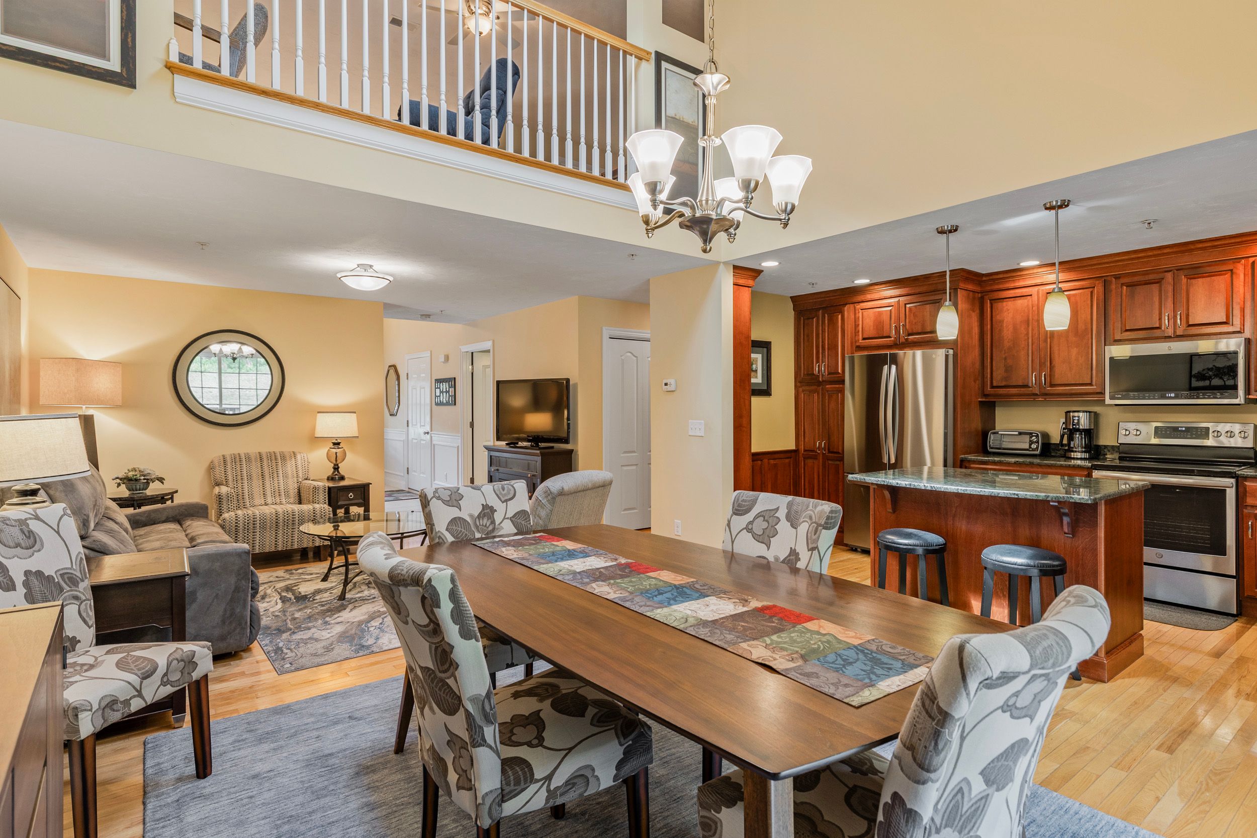  16 Ashton Lane, Millbury, MA 01527 - 物件實景
