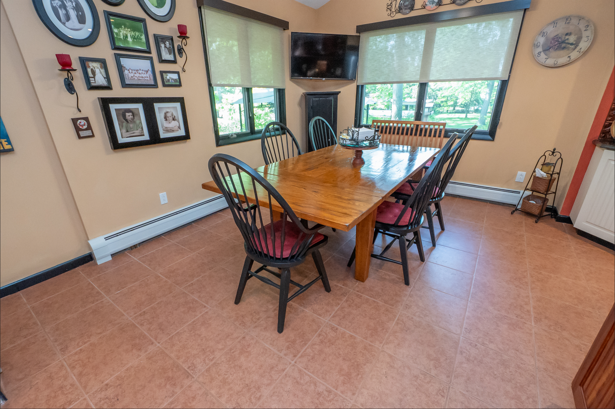 East Brunswick, New Jersey, 08816, United States, 3 Bedrooms Bedrooms, ,3 BathroomsBathrooms,Residential,For Sale,1924210