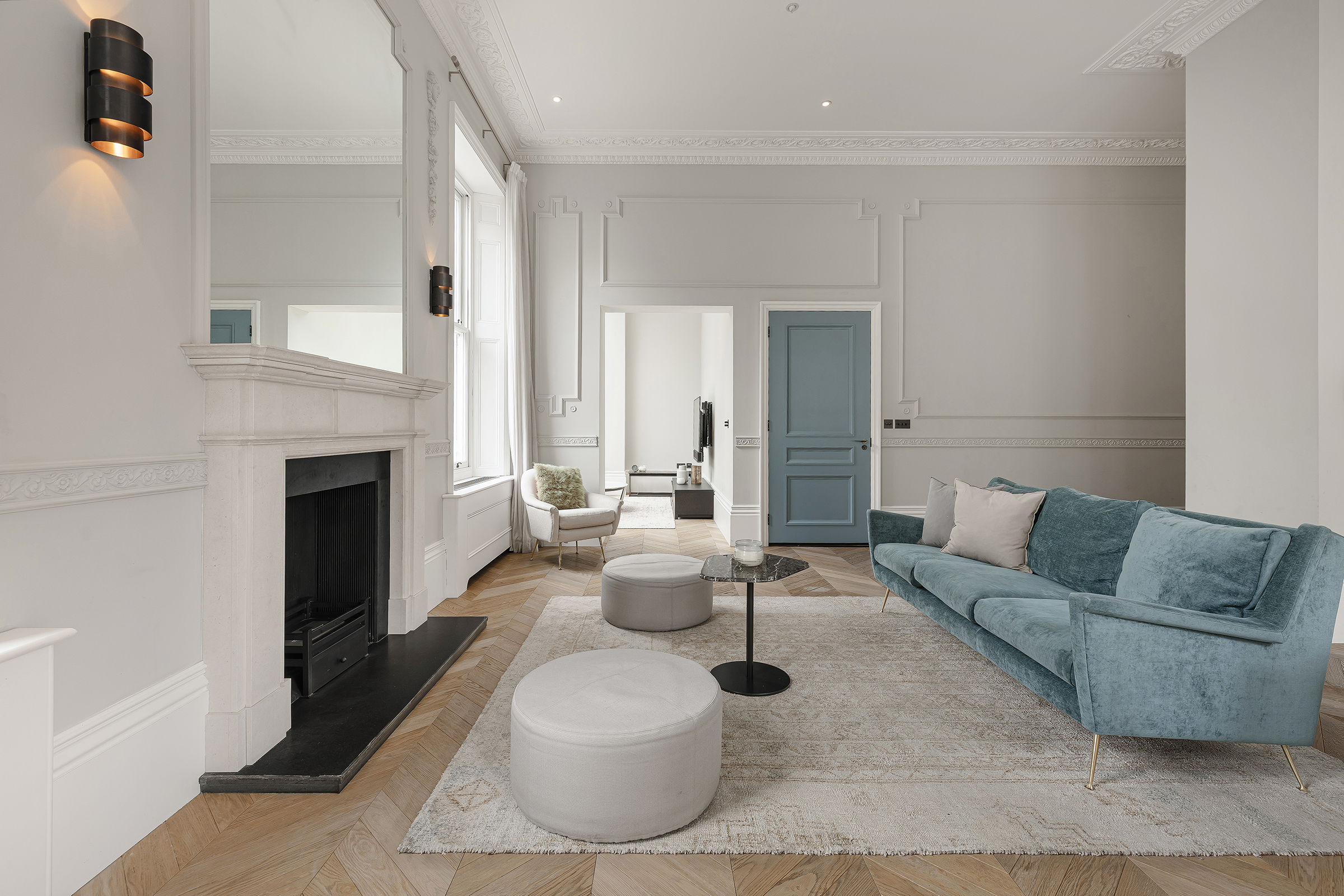  A Grand Lateral Apartment with Direct Lift Access in South Kensington - 物件實景