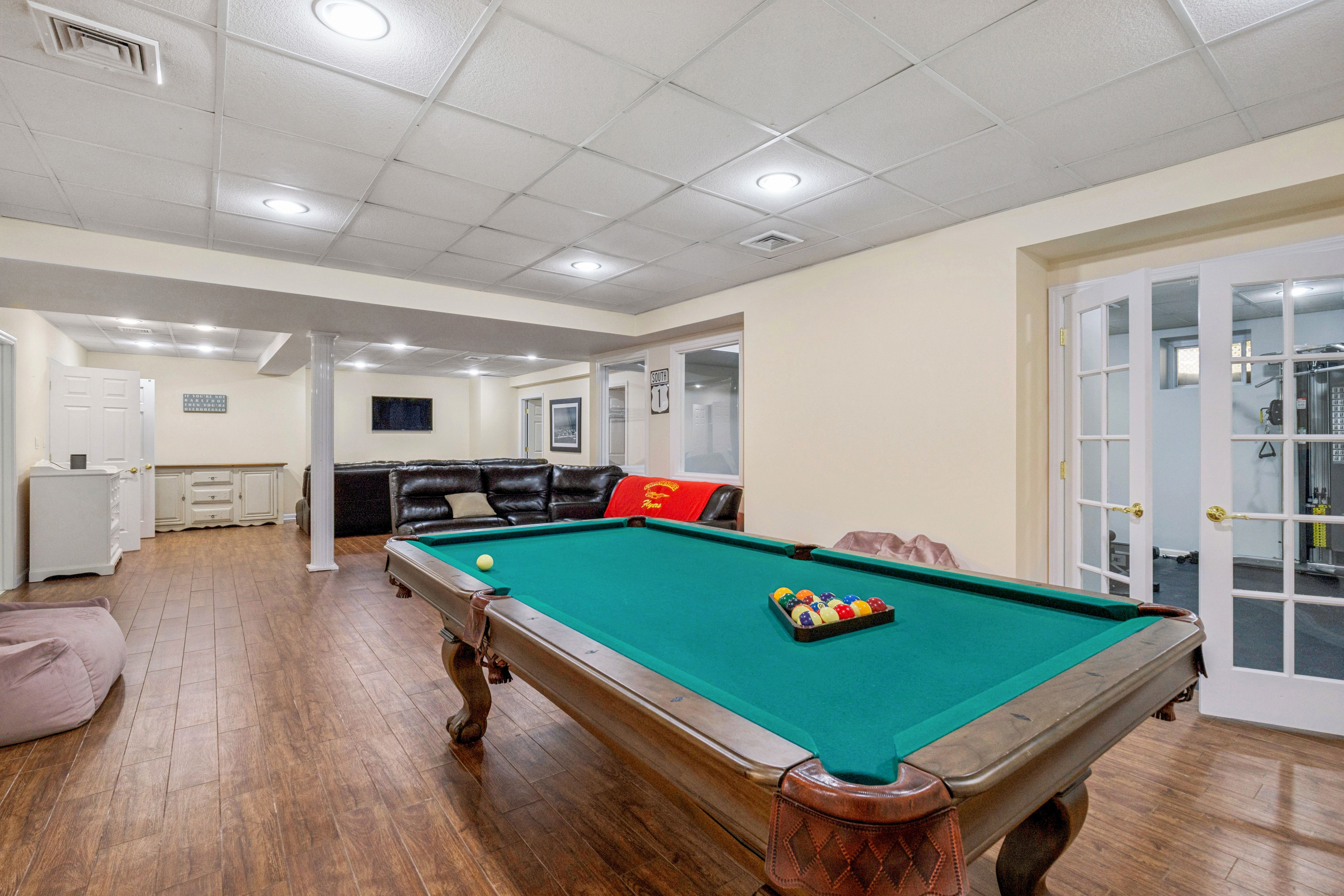  503 Cold Spring Road, Laurel Hollow, NY 11791 - 物件實景