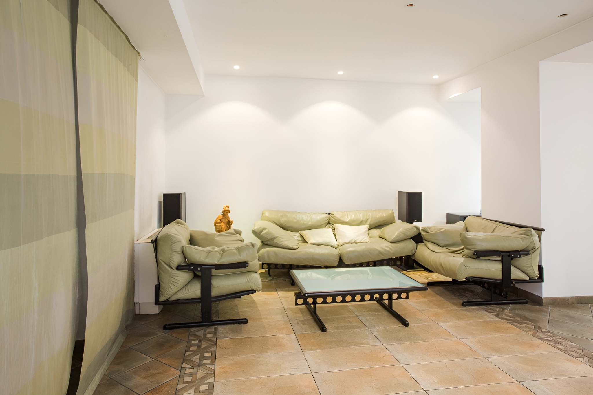  Neo-Romanian Villa with Garden and Swimming Pool in Dorobani Capitale - 物件實景