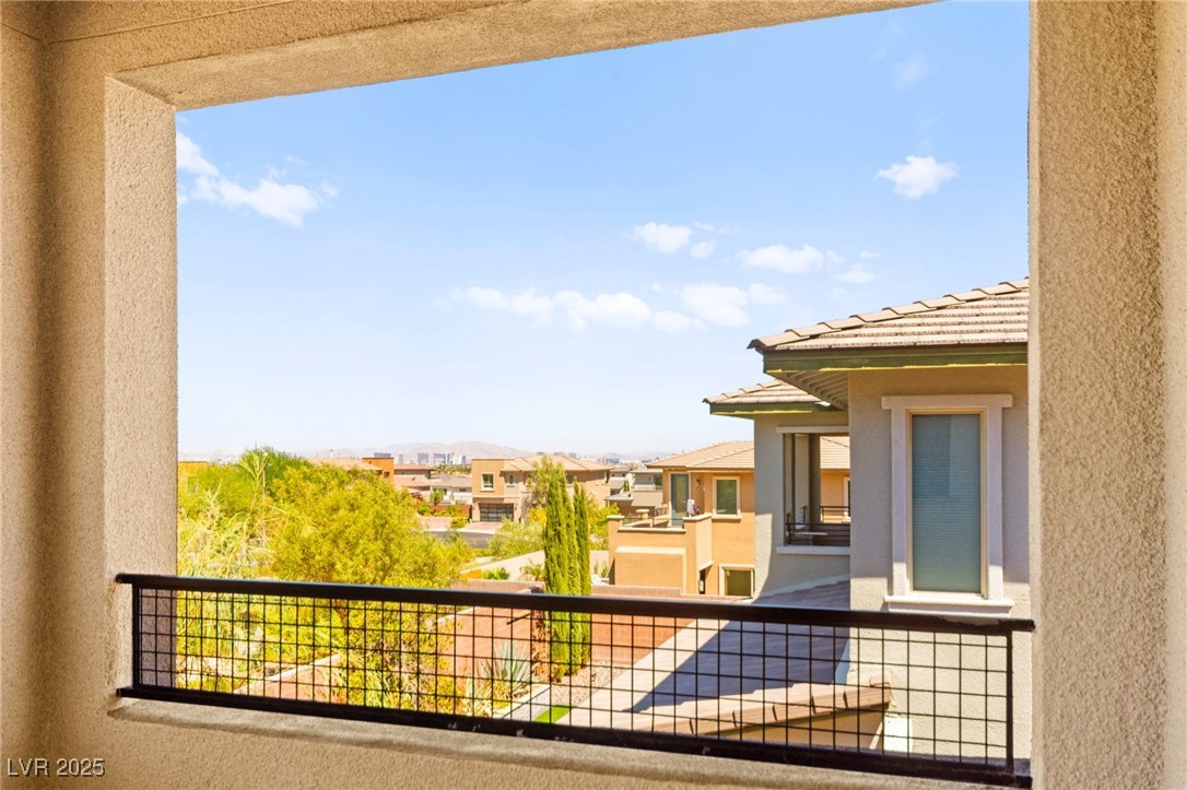 Las Vegas, Nevada, 89135, United States, 4 Bedrooms Bedrooms, ,4 BathroomsBathrooms,Residential,For Sale,1926199