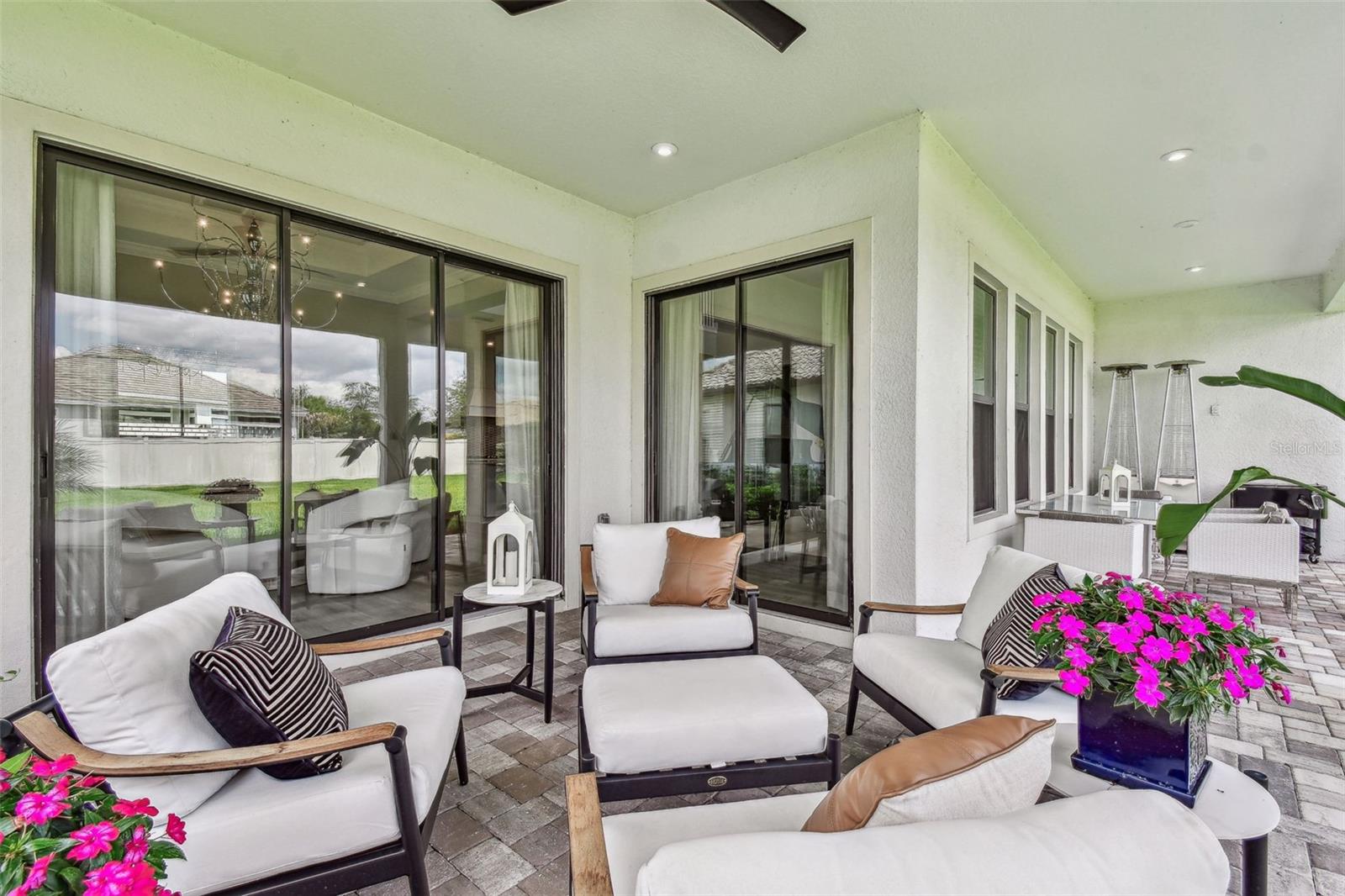 Wesley Chapel, Florida, 33543, United States, 5 Bedrooms Bedrooms, ,4 BathroomsBathrooms,Residential,For Sale,2008610