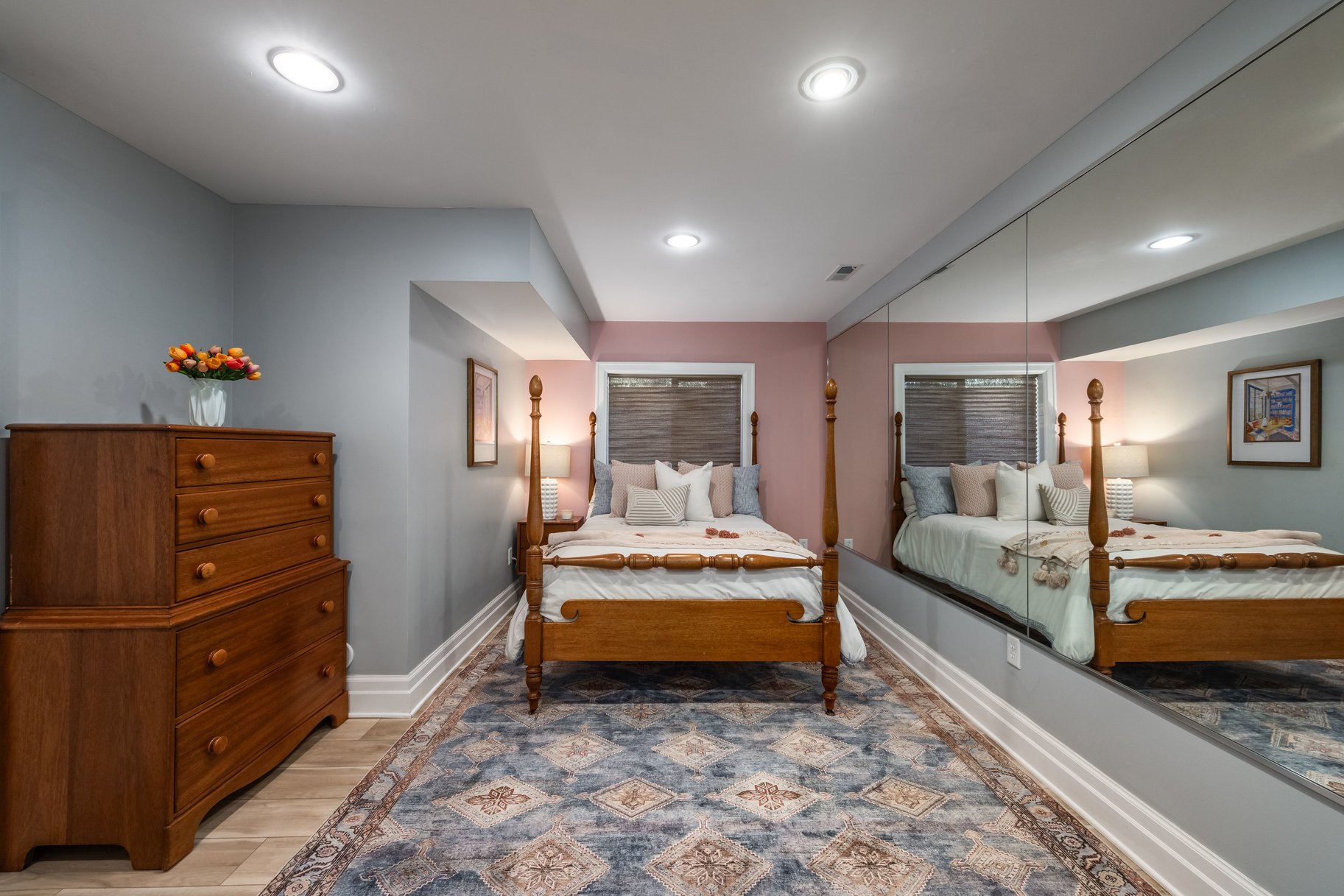  Timeless Luxury in Coveted Harvard–Yale - 物件實景