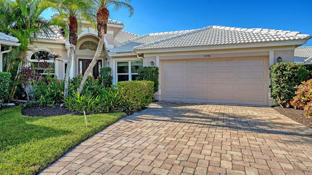 Sarasota, Florida, 34238, United States, 2 Bedrooms Bedrooms, ,2 BathroomsBathrooms,Residential,For Sale,1989499