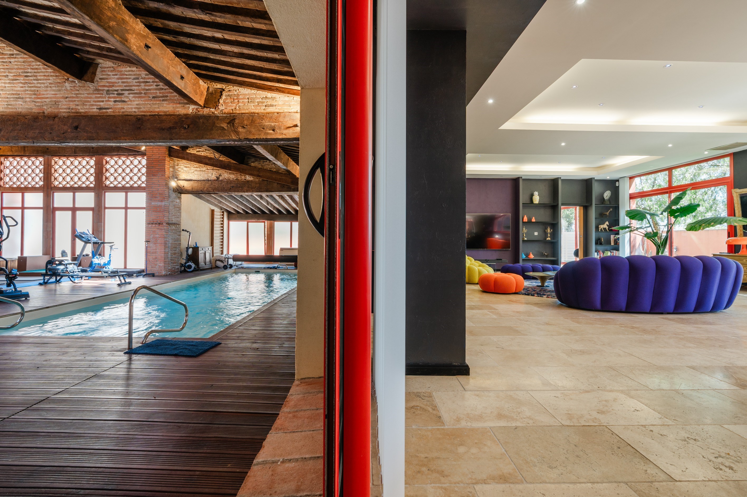  425m² of REFINEMENT & EXCEPTIONAL VOLUMES, just 6 minutes from the beach - 物件實景