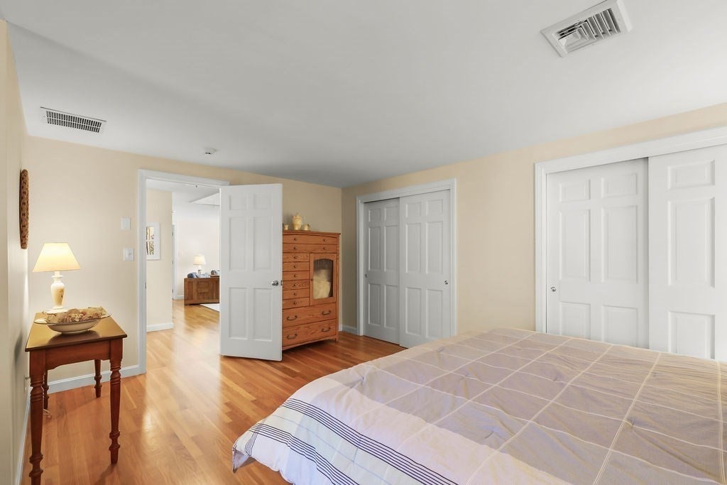 Plymouth, Massachusetts, 02360, United States, 4 Bedrooms Bedrooms, ,5 BathroomsBathrooms,Residential,For Sale,2040614