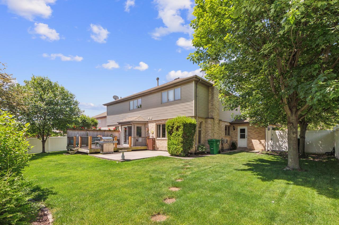 17815 Iroquois, Tinley Park, Illinois, 60477, United States, 5 Bedrooms Bedrooms, ,4 BathroomsBathrooms,Residential,For Sale,17815 Iroquois,1635581