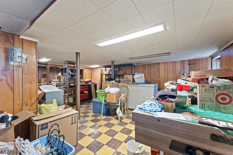 Garwood Boro, New Jersey, 07027, United States, 4 Bedrooms Bedrooms, ,2 BathroomsBathrooms,Residential,For Sale,1918141