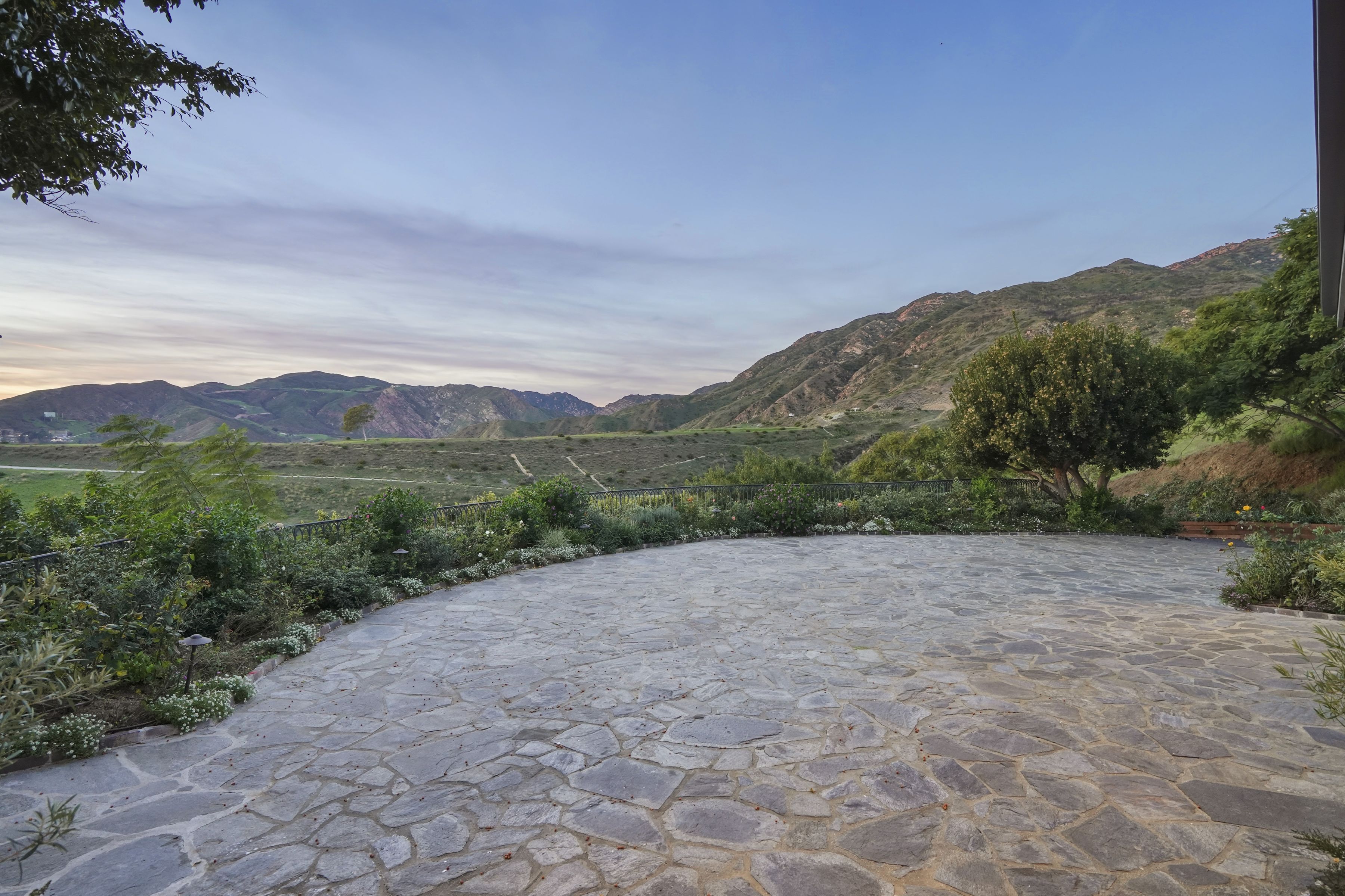  3140 Sweetwater Mesa - 物件實景