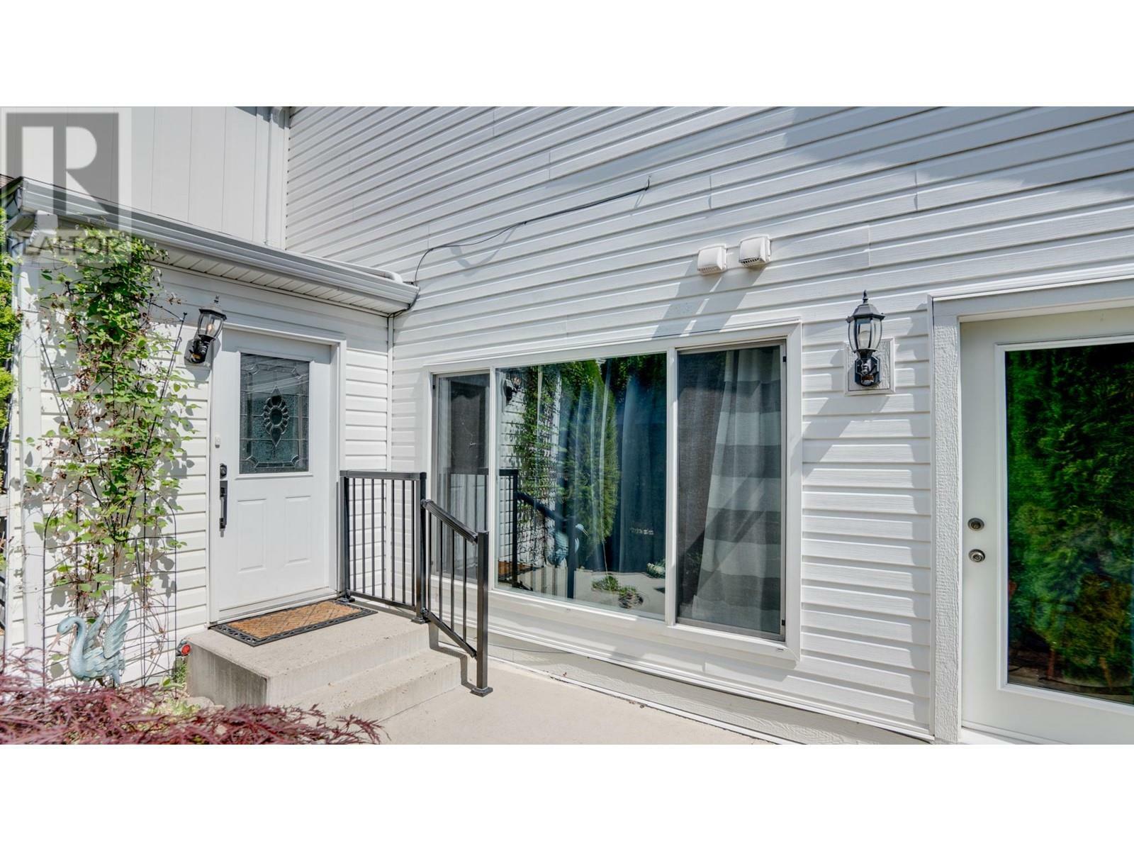VERNON, British Columbia, V1T 8E2, CA, 3 Bedrooms Bedrooms, ,3 BathroomsBathrooms,Residential,For Sale,1874853