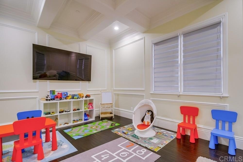 San Diego, California, 92127, United States, 6 Bedrooms Bedrooms, ,5 BathroomsBathrooms,Residential,For Sale,1903826