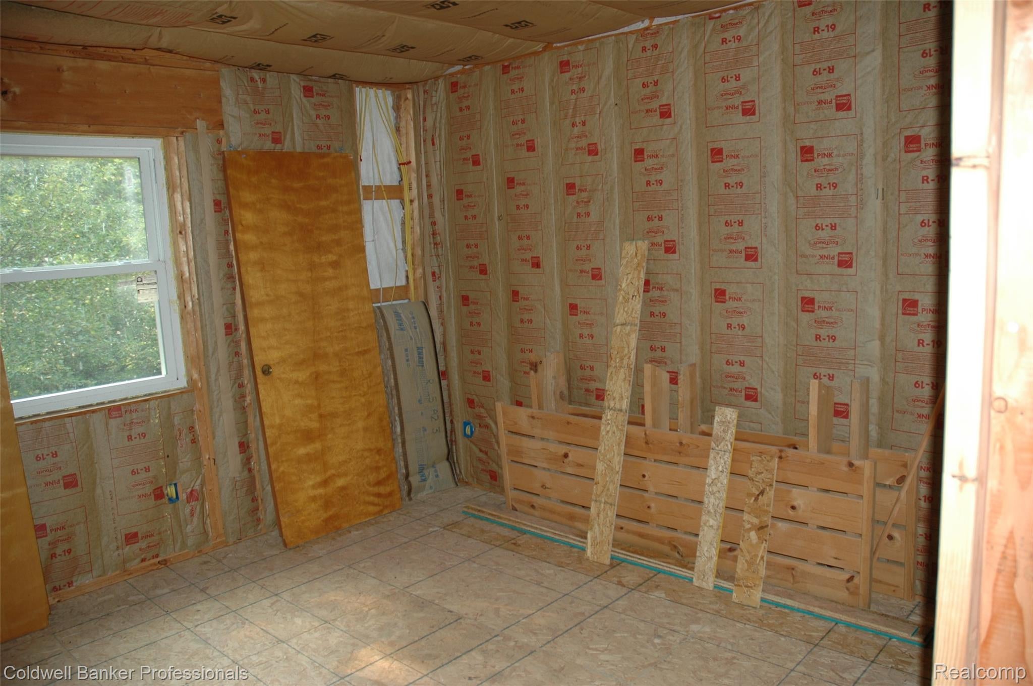 Alger, Michigan, 48610, United States, 3 Bedrooms Bedrooms, ,3 BathroomsBathrooms,Residential,For Sale,1907543