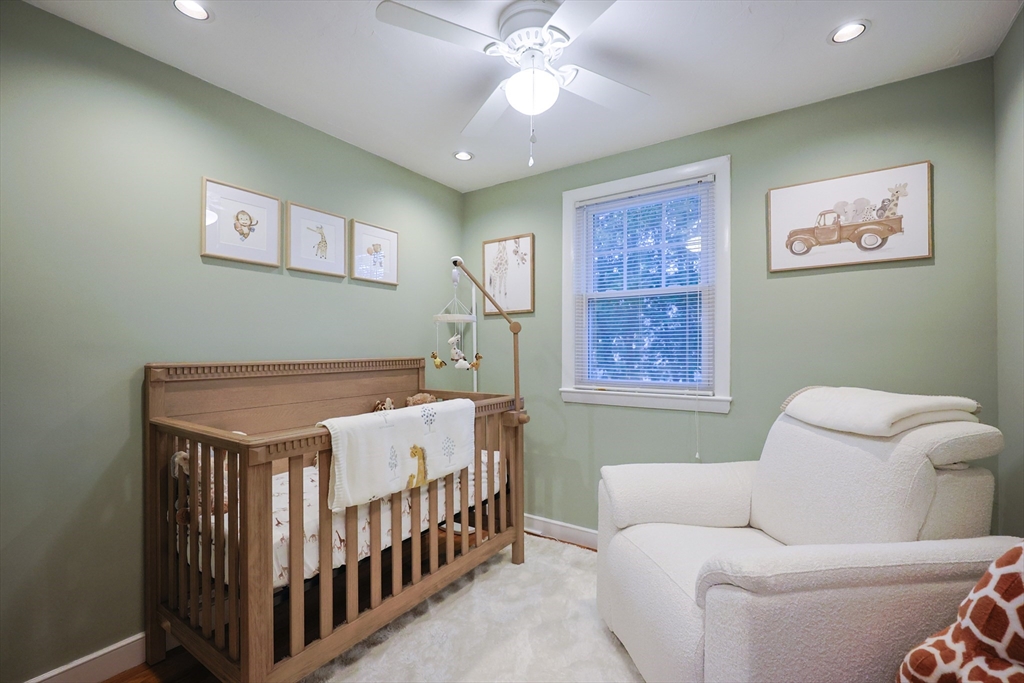 Framingham, Massachusetts, 01701, United States, 3 Bedrooms Bedrooms, ,2 BathroomsBathrooms,Residential,For Sale,1987997