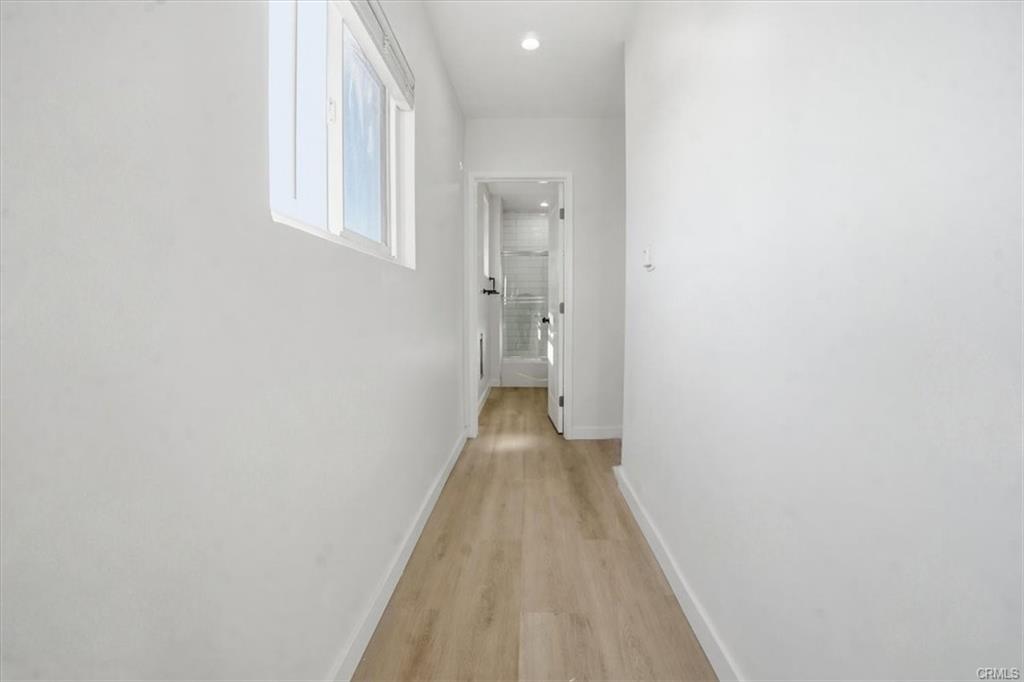 Los Angeles, California, 90003, United States, 5 Bedrooms Bedrooms, ,Residential,For Sale,2007748