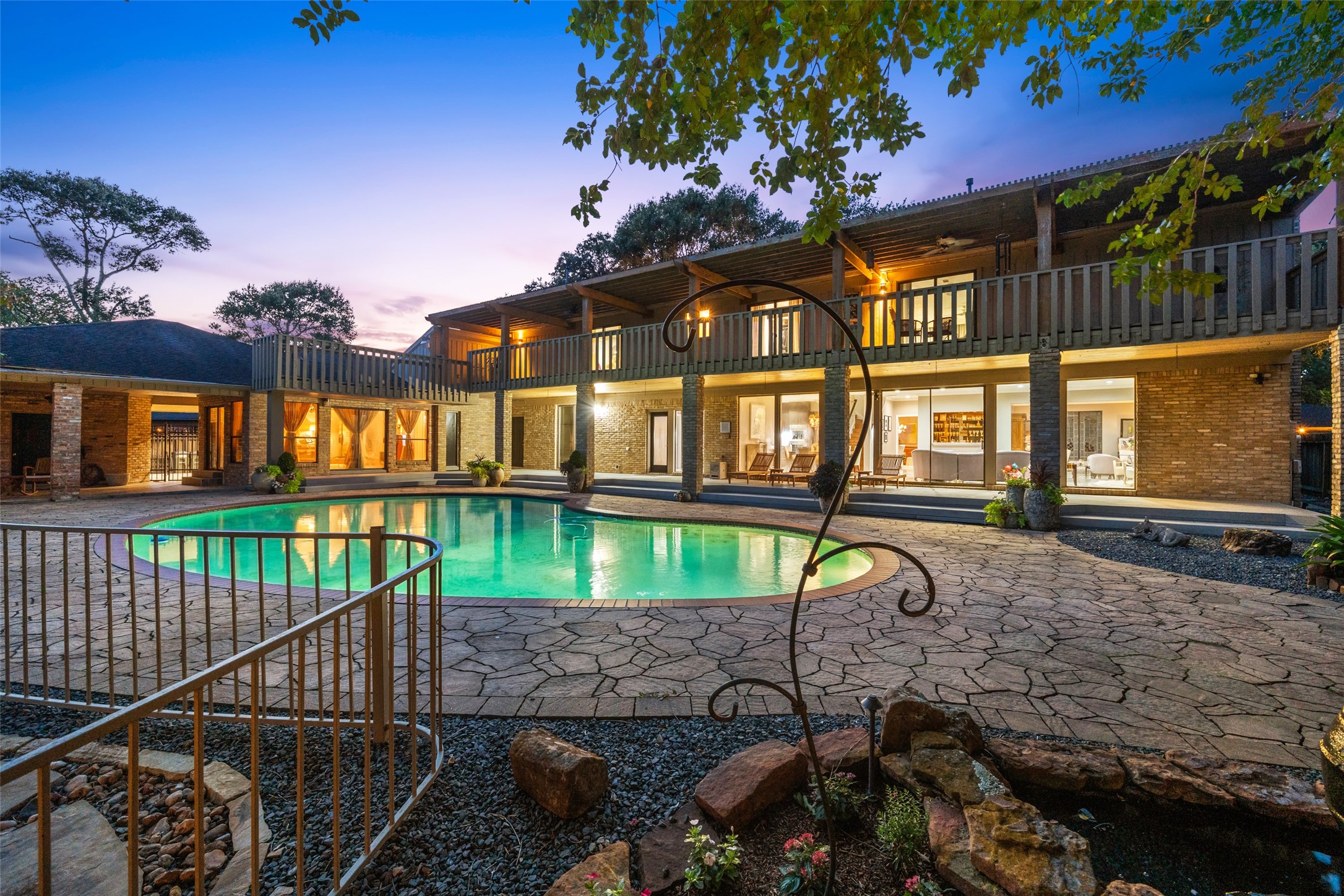  16310 Brook Forest Drive - 物件實景