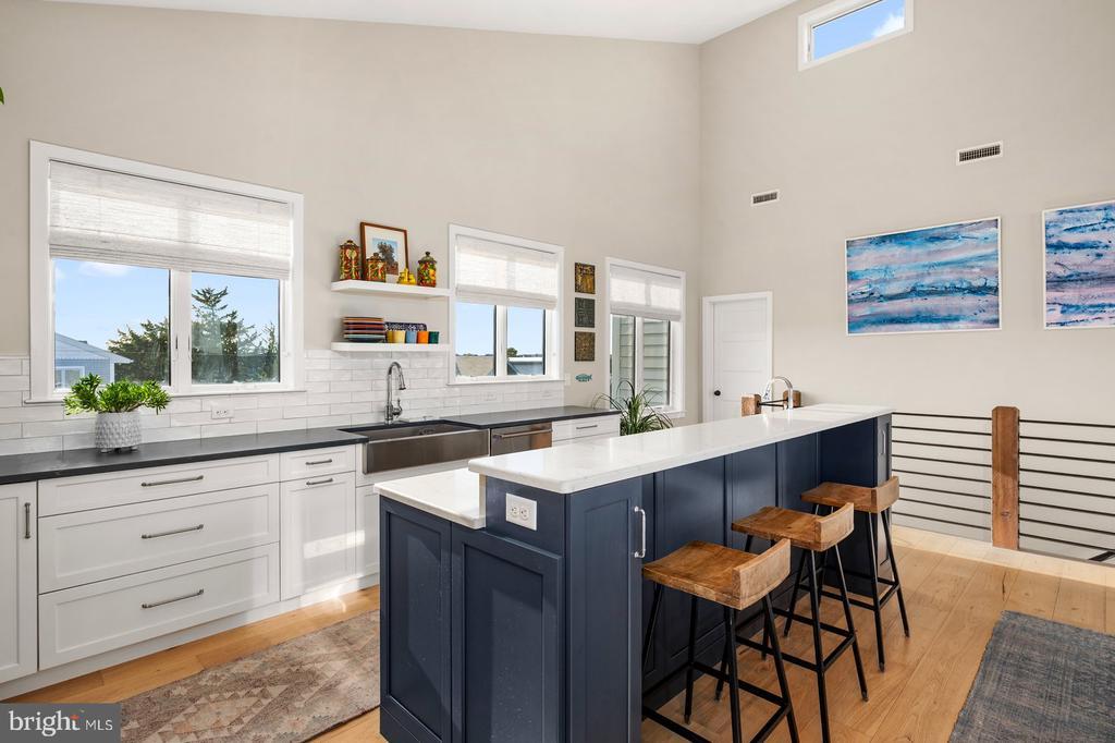 Milton, Delaware, 19968, United States, 5 Bedrooms Bedrooms, ,4 BathroomsBathrooms,Residential,For Sale,2000894