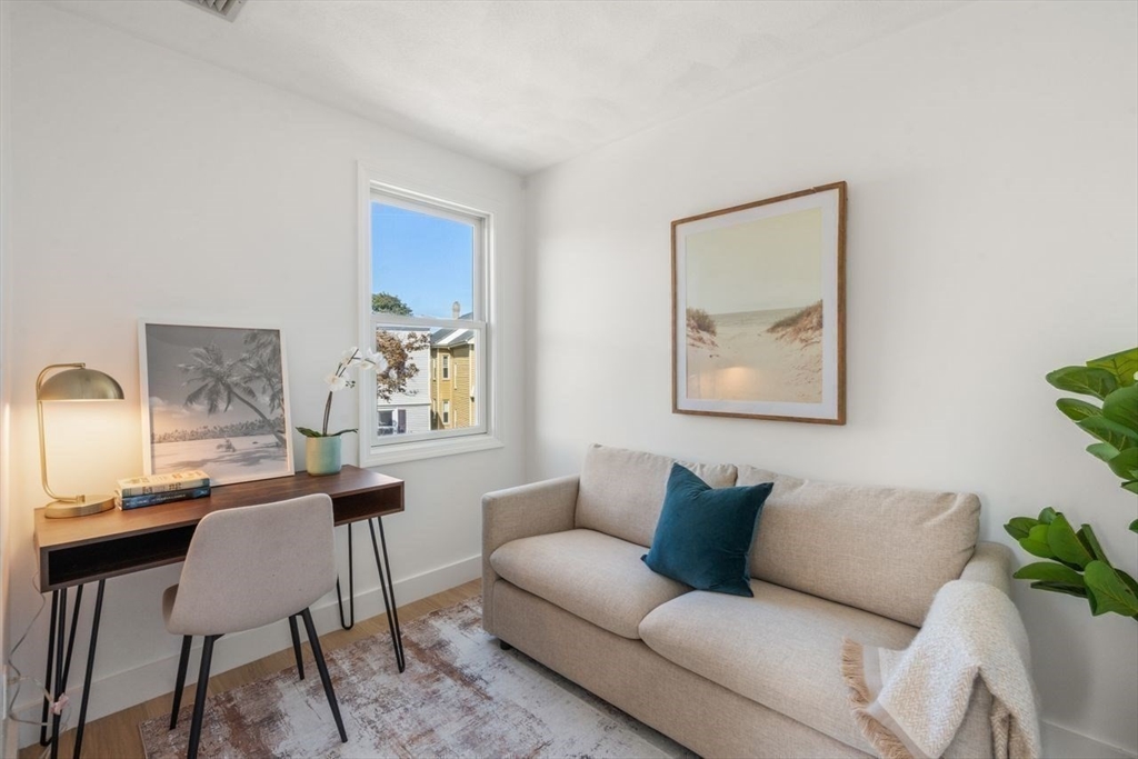 Boston, Massachusetts, 02125, United States, 2 Bedrooms Bedrooms, ,1 BathroomBathrooms,Residential,For Sale,1940367