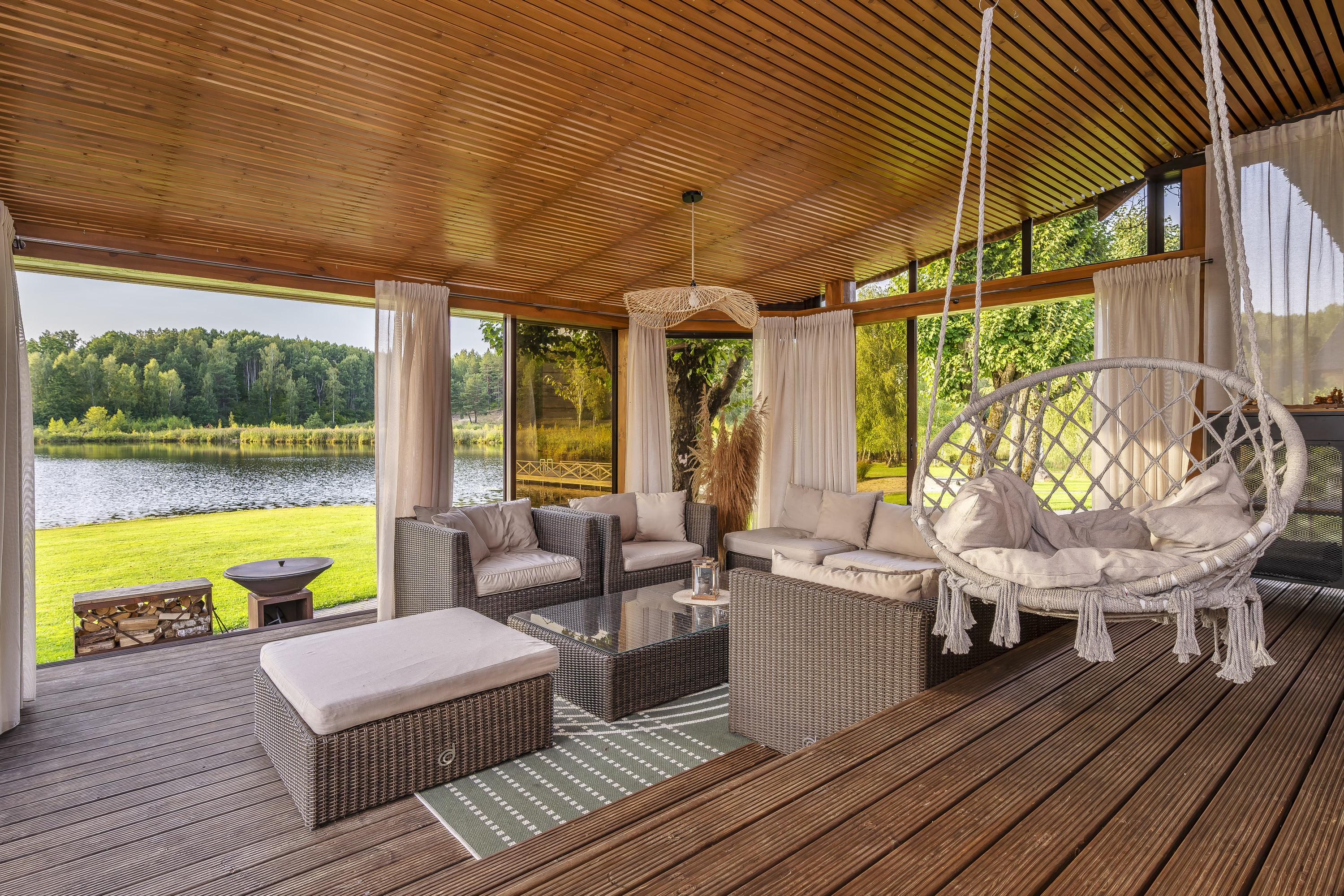  Romantic family homestead with a long lakeside - 物件實景