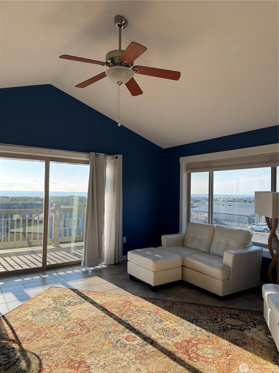 Ocean Park, Washington, 98640, United States, 2 Bedrooms Bedrooms, ,2 BathroomsBathrooms,Residential,For Sale,1980939