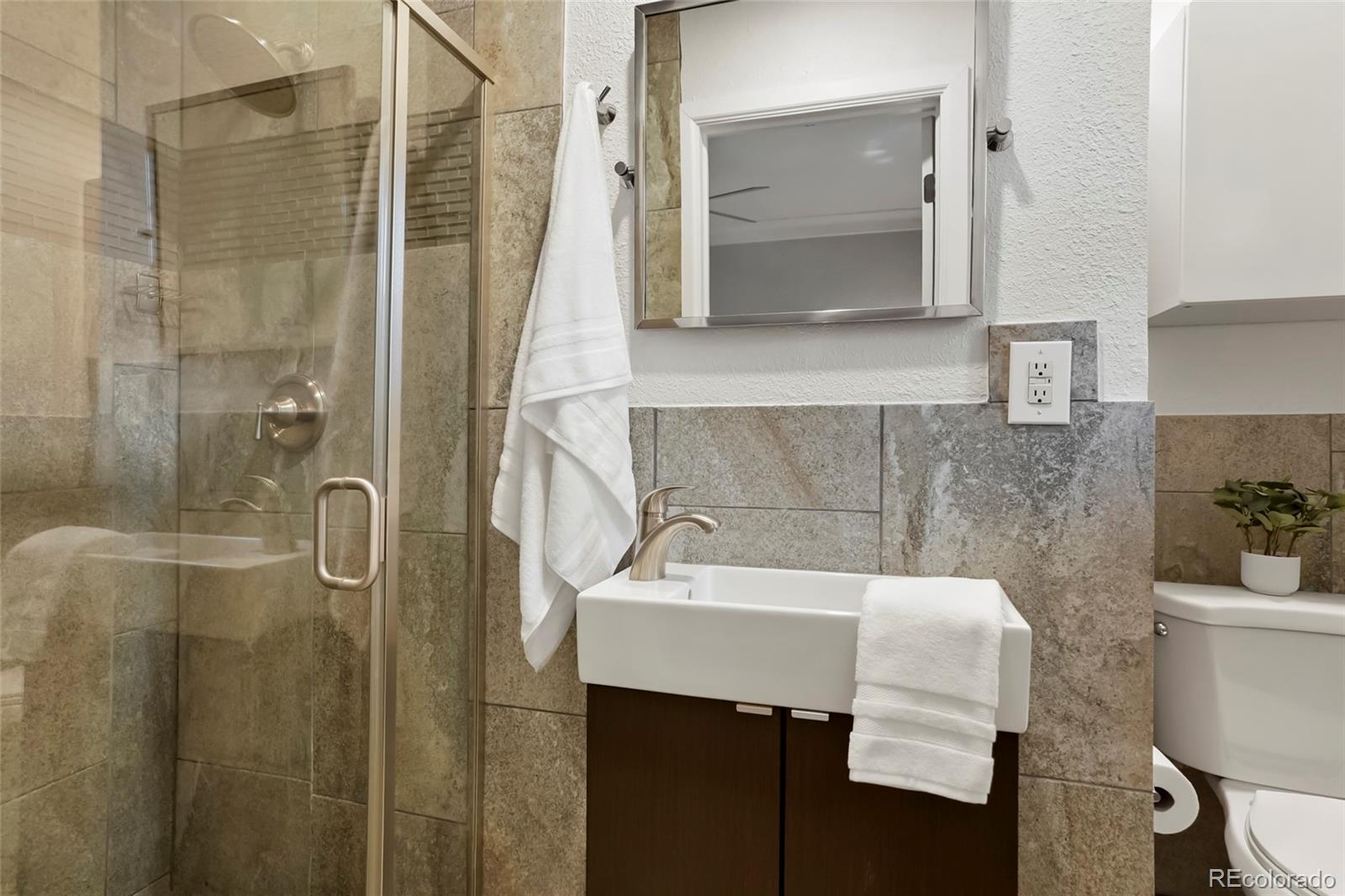 Denver, Colorado, 80207, United States, 3 Bedrooms Bedrooms, ,1 BathroomBathrooms,Residential,For Sale,1982969