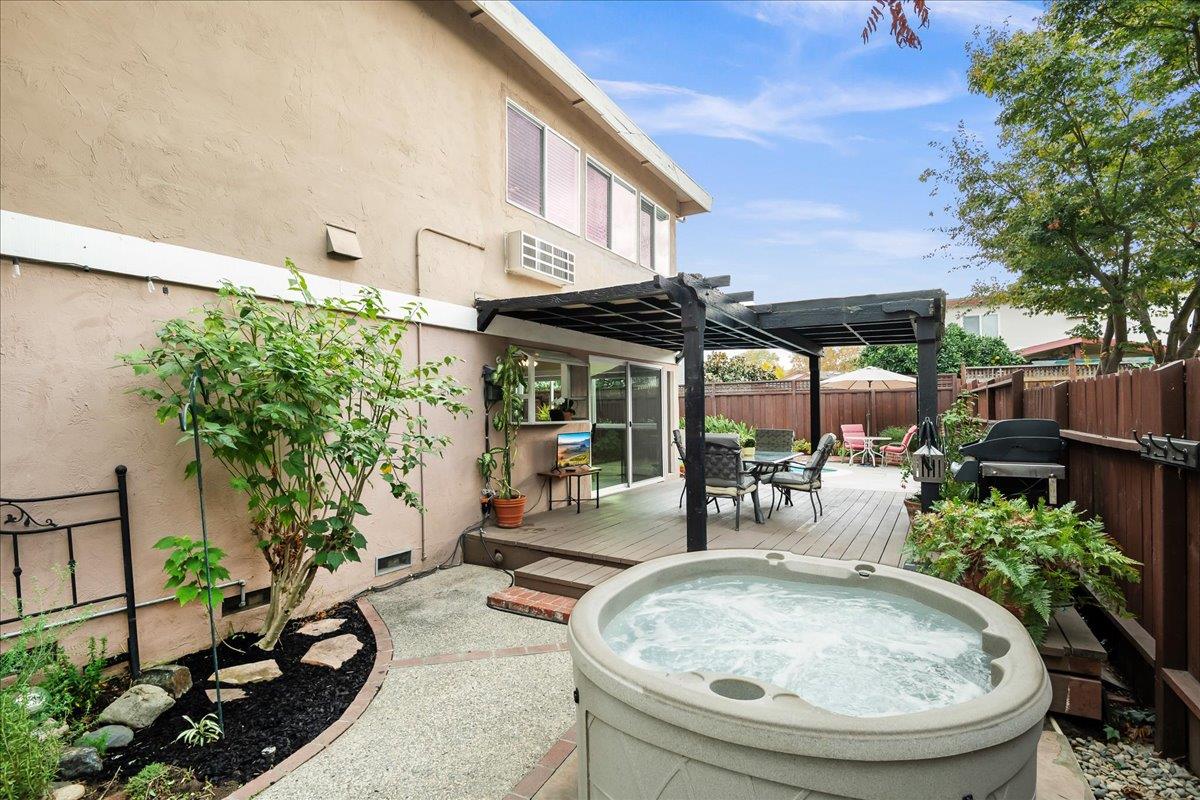 San Jose, California, 95119, United States, 5 Bedrooms Bedrooms, ,3 BathroomsBathrooms,Residential,For Sale,1991954