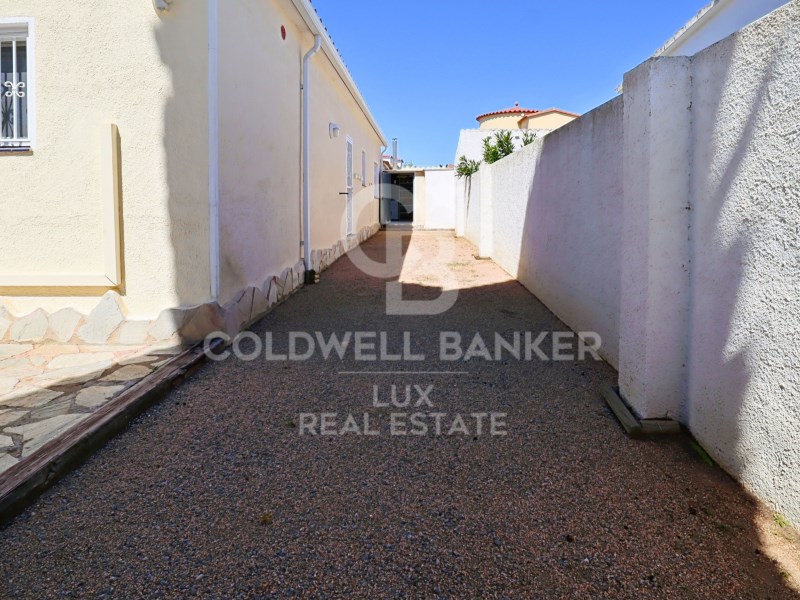 Girona, Empuriabrava, Peni Girona, Empuriabrava, P, Empuriabrava, Catalonia, ES, 5 Bedrooms Bedrooms, ,3 BathroomsBathrooms,Residential,For Sale,Girona, Empuriabrava, Peni Girona, Empuriabrava, P,1623264