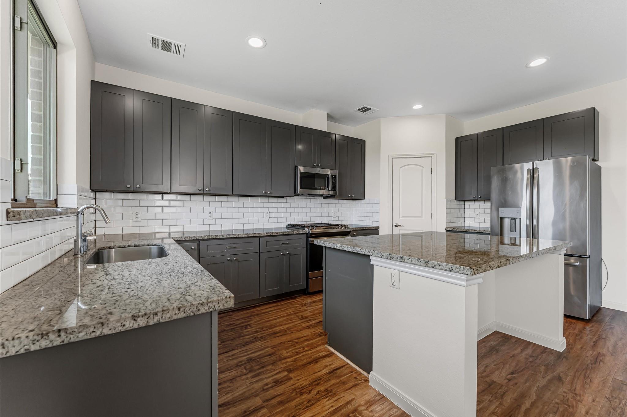 Richmond, Texas, 77407, United States, 5 Bedrooms Bedrooms, ,5 BathroomsBathrooms,Residential,For Sale,1937061