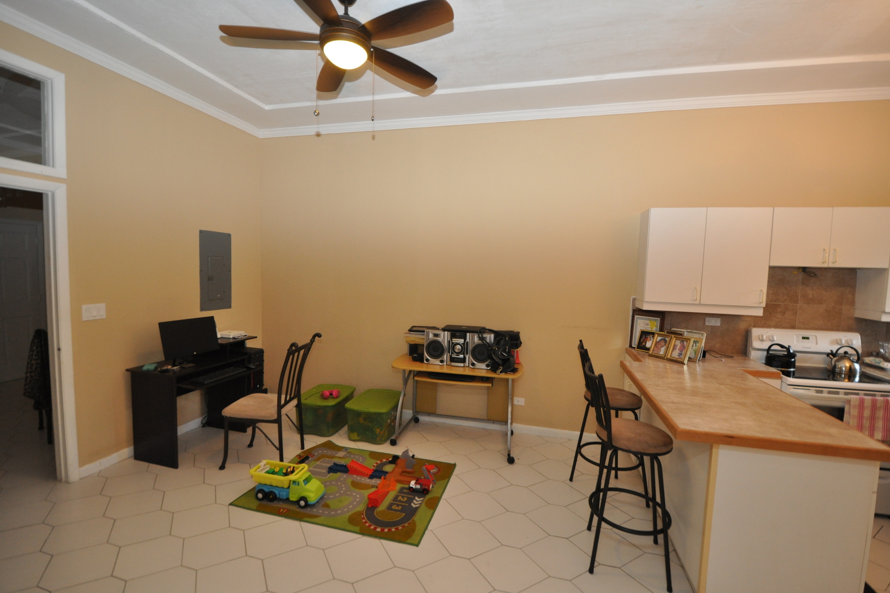  G-04 Rawson Court Ground Floor Residence - 物件實景